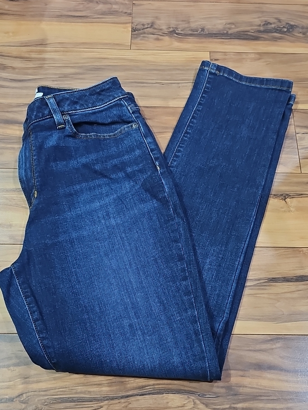L.L. Bean Classic Fit Women's 8 Regular Dark Blue Stretch Jeans